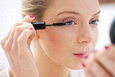 99这里只有:探秘“99这里只有”:互联网新贵崛起之路-1