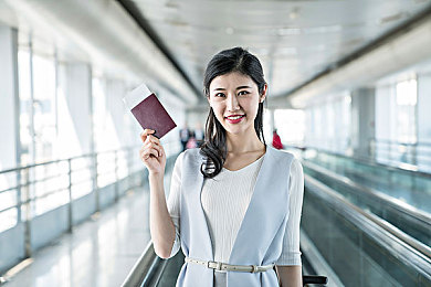 欧美艳星办公室：办公室惊现艳星，职场游戏新体验-1