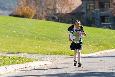 色秘 乱码一区二区三区在：乱码新体验，探索乐趣多-1