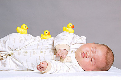 免费行情网站页面下载广告：行情网站广告乱象：投资陷阱还是市场新规？