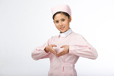 男按摩师把她弄高潮：按摩师手法太妙？顾客意外体验高潮-1