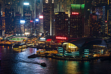 亲妺妺洗澡让我c:亲情瞬间:洗澡惊喜感动满屏-2