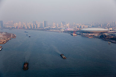 免费AI一键裸体网站：AI裸体应用引争议，隐私安全待解-1