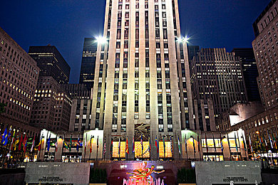 艳星lisaann办公室大战:职场艳遇,激战一触即发-1