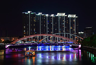 性欧美护士:欧美护士受好评,创新护理赢未来-1