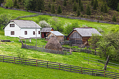 欧美艳星办公室：办公室惊现艳星，职场游戏新体验-2