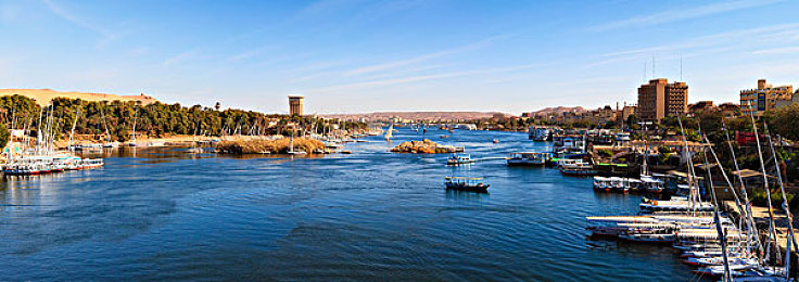 黑料网155.pen：揭秘黑料网：隐私曝光，网络监管待加强-2