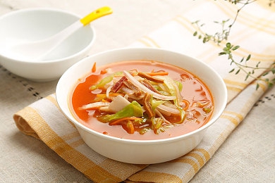 双人扑克剧烈运动：扑克运动新玩法，挑战极限乐趣多