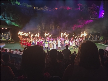 玩弄OL丝袜高跟秘书:都市职场女神,丝袜高跟鞋下的秘密-2