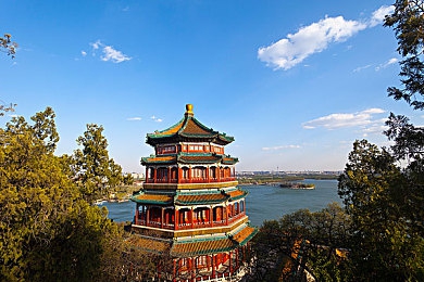 黄色软件app2023：网络陷阱揭秘，警惕“免费资源”陷阱-2