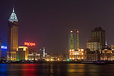 露乳头的软件：图片编辑软件引风波，隐私需求怎么平衡？-1