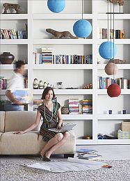 动漫撕开内衣 吸奶头：二次元游戏引热议，尺度大胆引争议-2