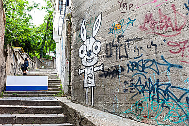 黑人巨大怪物吊：惊险非洲表演，文化魅力引关注-4